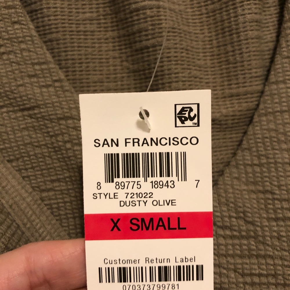 NWT American Rag crop top - Picture 2 of 6